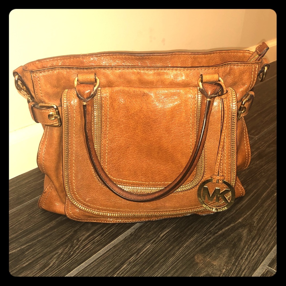 Michael Kors Tan leather purse/ satchel